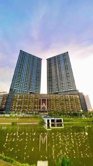 Cozy Aera Residence / Free Wi-Fi Netflix / Sunway Petaling Jaya Zewnętrze zdjęcie